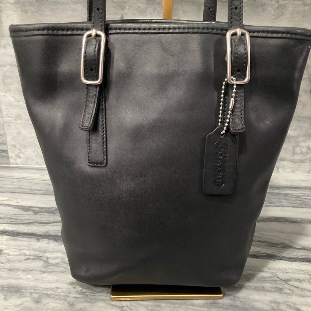 Coach Vintage Legacy Black Leather Tote - Picture 11 of 12